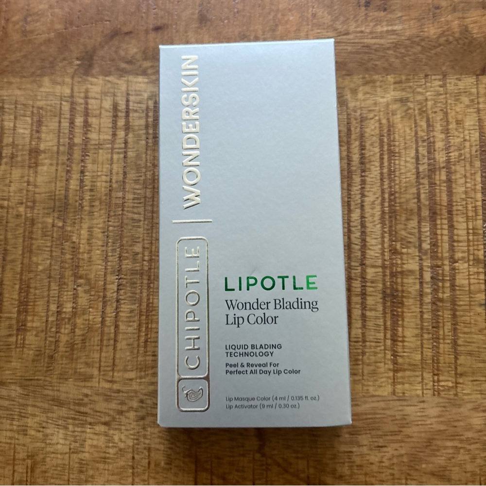 Wonderskin x Chipolte Lipolte Wonder Blading lip color limited edition 💚💚